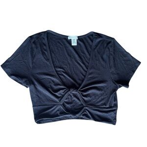 Bozzolo Black Ribbed Crop Top